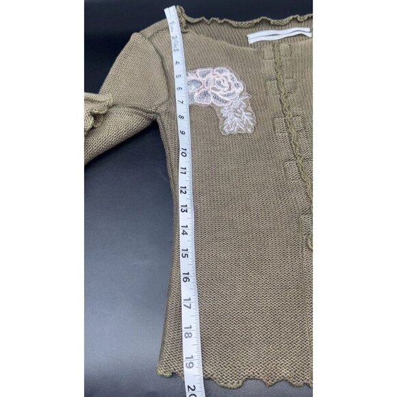 Urban Outfitters Silence + Noise Floral Applique Hook Eye Sweater Top Sz XS - Picture 7 of 8